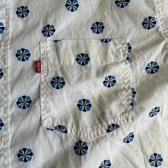 Levi's Men's Light Blue Button Up Short Sleeve Shirt Size LARGE - Picture 3 of 5